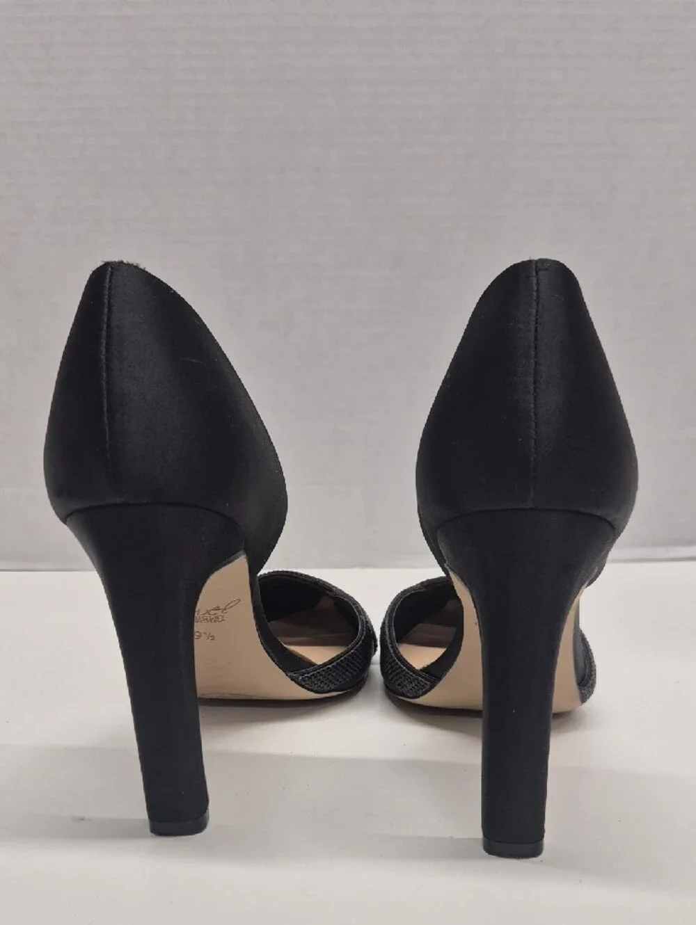 Jewel Badgley Mischka D'Orsay High Heels Satin Pointed Toe Rhinestone Black 9.5